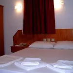 Kanarya Szálloda Çeşme