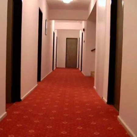 Ξενοδοχείο Kanarya Çeşme