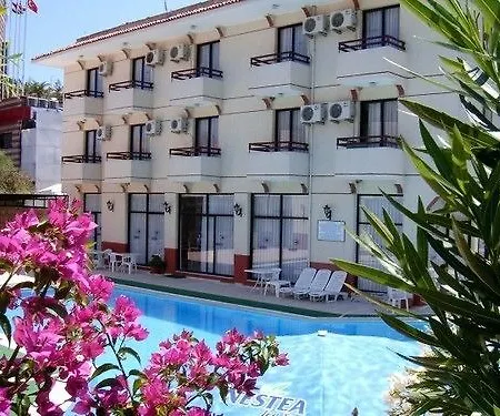 酒店 Kanarya Çeşme