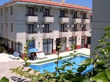 Kanarya 酒店 Çeşme